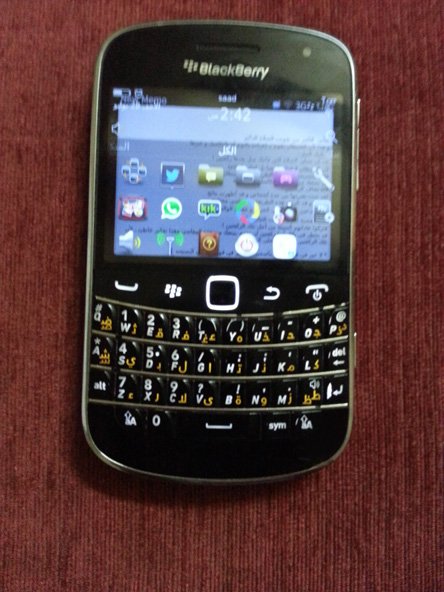 بلاك بيري BlackBerry بلاك بيري 9900 بولد المطور اسود ب 700ريال نظيف 