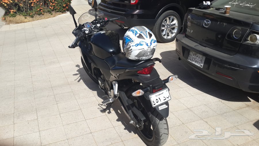 هونداCBR250 - موديل 2013 لون اسود كامل هونداCBR250 - موديل 2013 لون اسود كامل