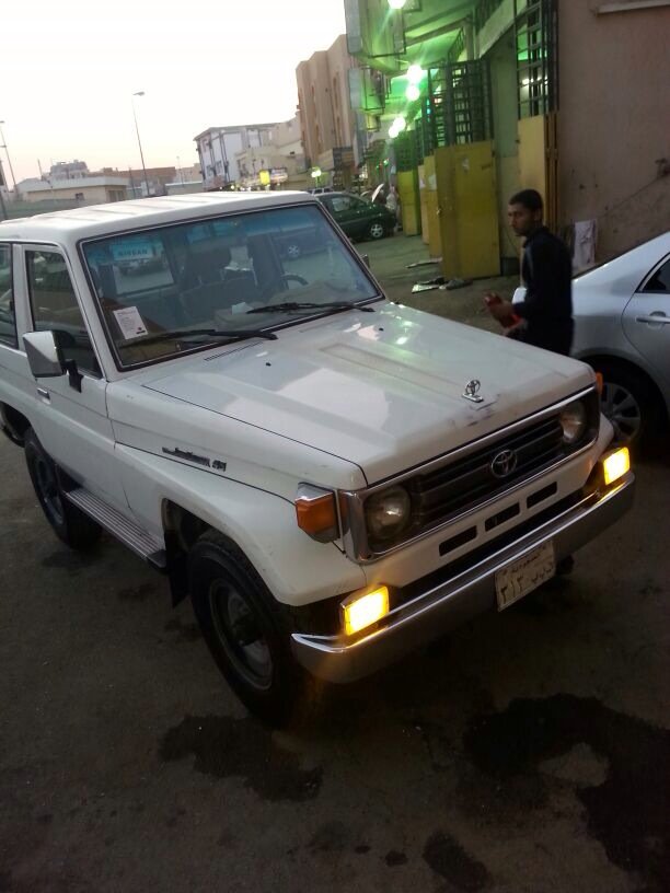 للبيع جيب ربع موديل 98 للبيع جيب ربع موديل 98